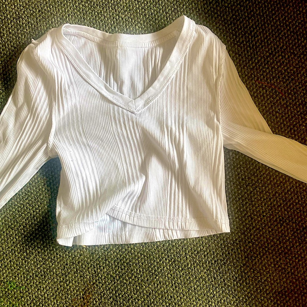 Its a nice white top to wear for school or outdoors